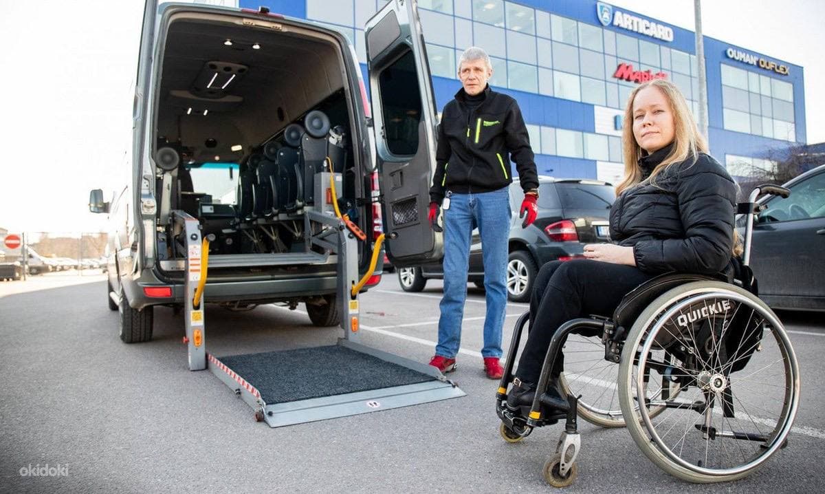 Volkswagen Crafter ratastoolitõstukiga